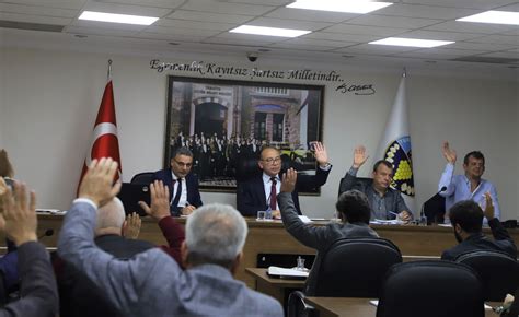Turgutlu Belediye Meclisi gündemindeki 10 maddeyi karara bağladı